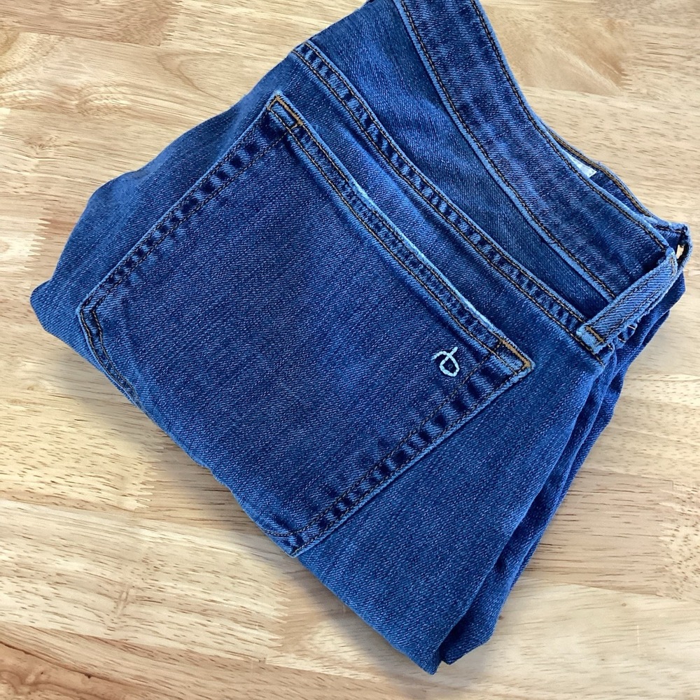 EUC Ladies Rag & Bone Low Rise Slim boyfriend Distressed Raw Edge Jeans -Size 29